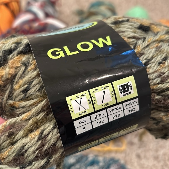 Yarn 25 total - Picture 9 of 10